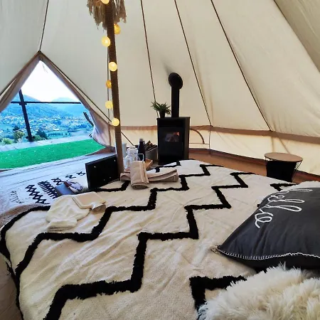 Glamping Village *
