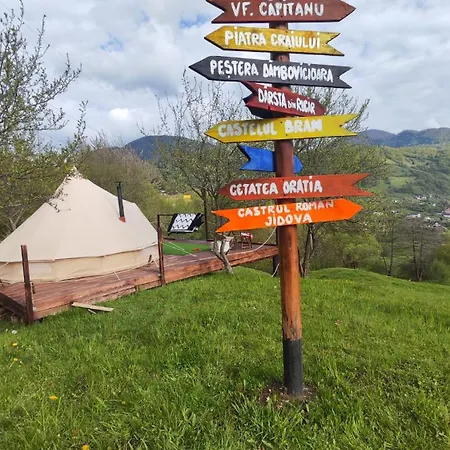 Glamping Village *